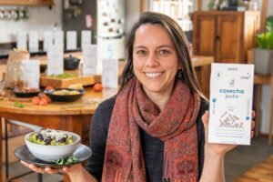Emprendedora de Melipilla elabora fideos y harinas a base de legumbres cosechadas por agricultores de Valparaíso y Bío Bío
