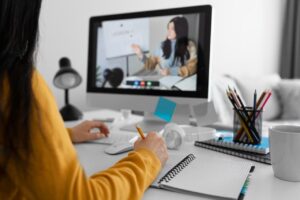 Lanzan nuevas clases virtuales y gratuitas para que pymes de todo Chile digitalicen sus negocios